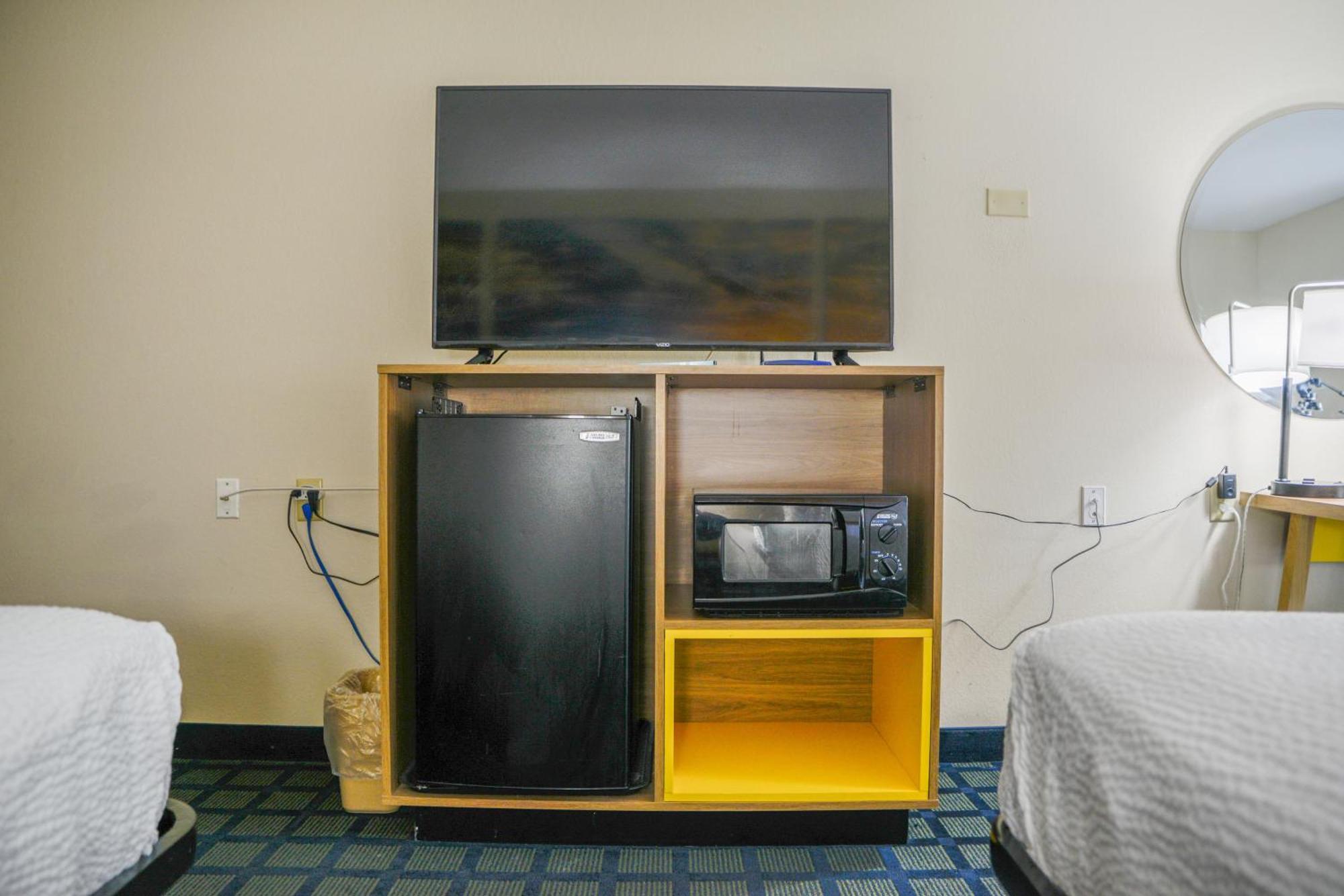 Days Inn By Wyndham Mount Vernon Εξωτερικό φωτογραφία